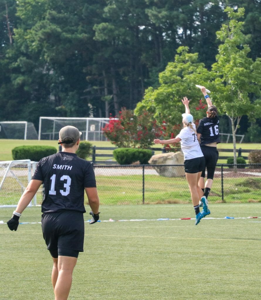 Sarah Meckstroth and Raleigh Phoenix impressed on Day 1 of the 2022 Pro Championships. 
