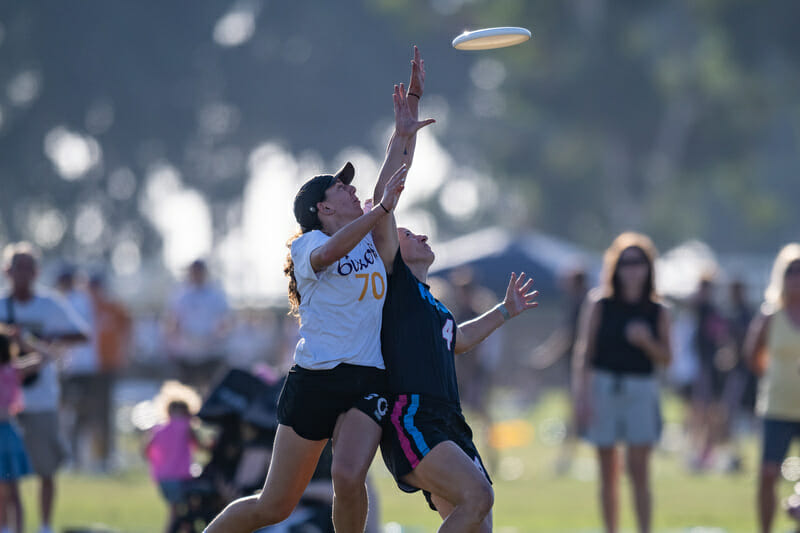 The margins at the top of the women's pools at the 2022 National Championships were slimmer than ever before. Photo: Sam Hotaling -- UltiPhotos.com