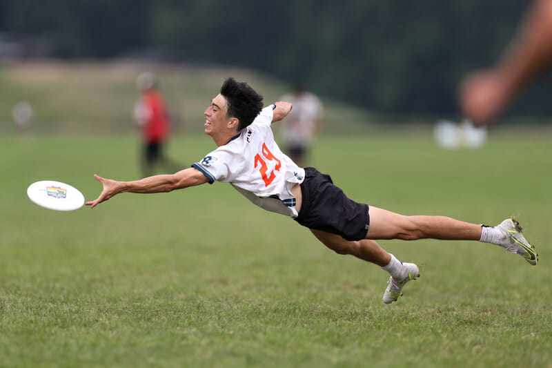 David Sealand made one of the plays of the day on Thursday, keeping Rhino's season alive. Photo: Paul Rutherford -- UltiPhotos.com