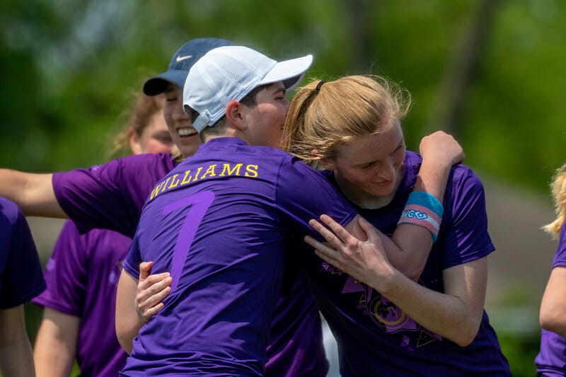 The Best and Worst Jerseys at the 2022 D-I College Championships - Ultiworld