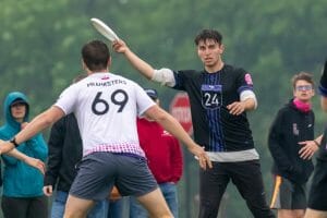 🇺🇸 Team USA in the grand masters open division faces off live on  @ultiworld in 10 minutes! Tune in through the link in bio from 2023…