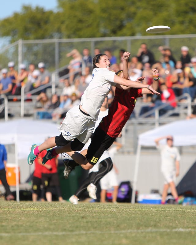 FRISCO, TX: Claire Desmond (Fury #51) makes a D in front of Sarah Levinn (Showdown #16) during women's semfinals at the 2013 USA Ultimate National Championships. October 19th, 2013. © Alex Fraser / for UltiPhotos.com