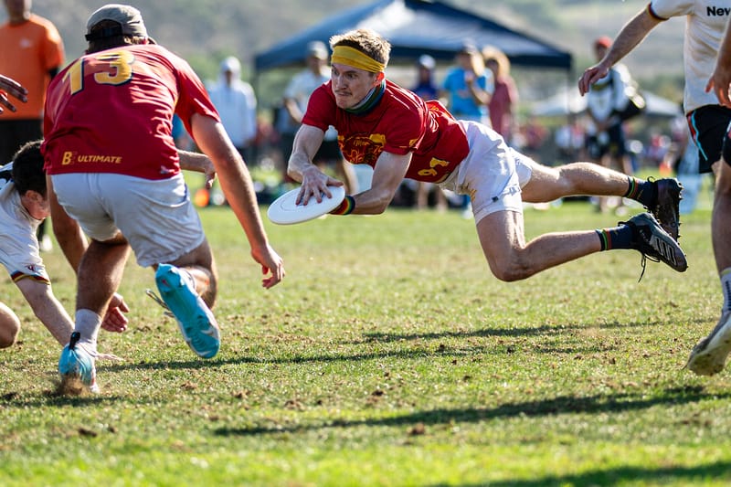 FIRST LOOK: USA National Team Black Jerseys - Livewire - Ultiworld