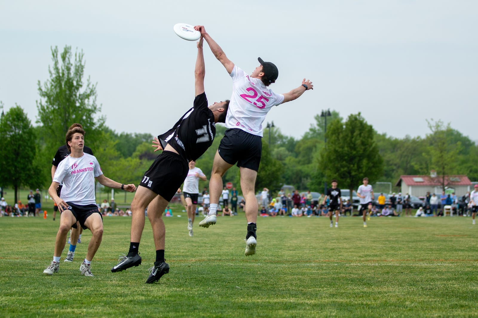 D-III College Championships 2026: Centering Pass (Men's Div. Day 2 Recap)